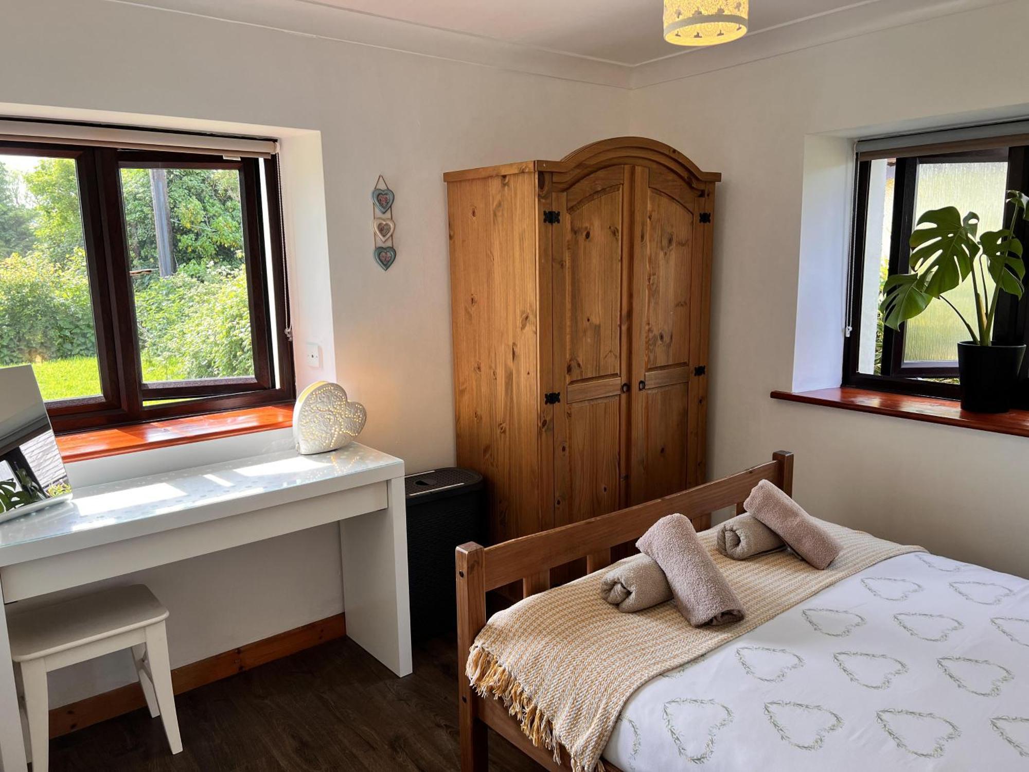 3 Bed Detached Cottage- Log Burner Mountain Views Beaumaris Exterior photo